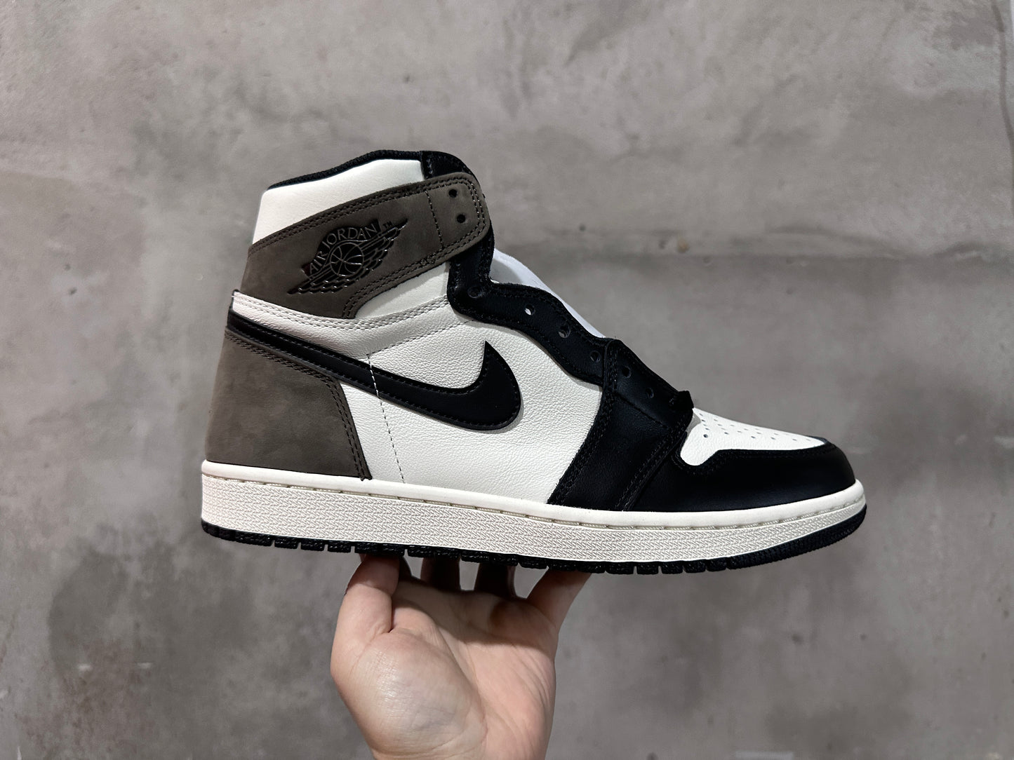 JORDAN 1