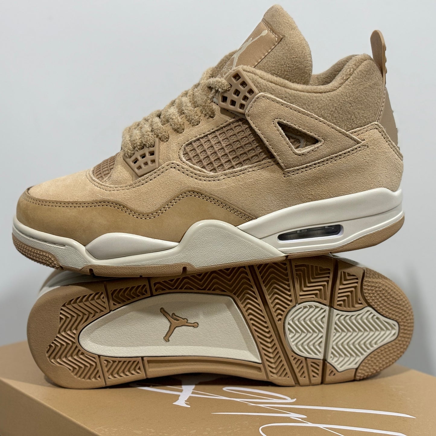JORDAN 4