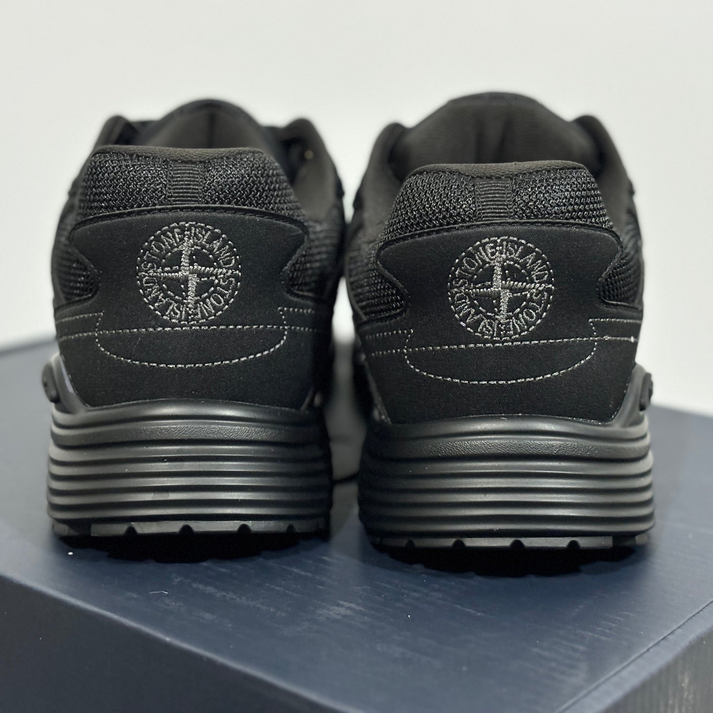 Dior B30