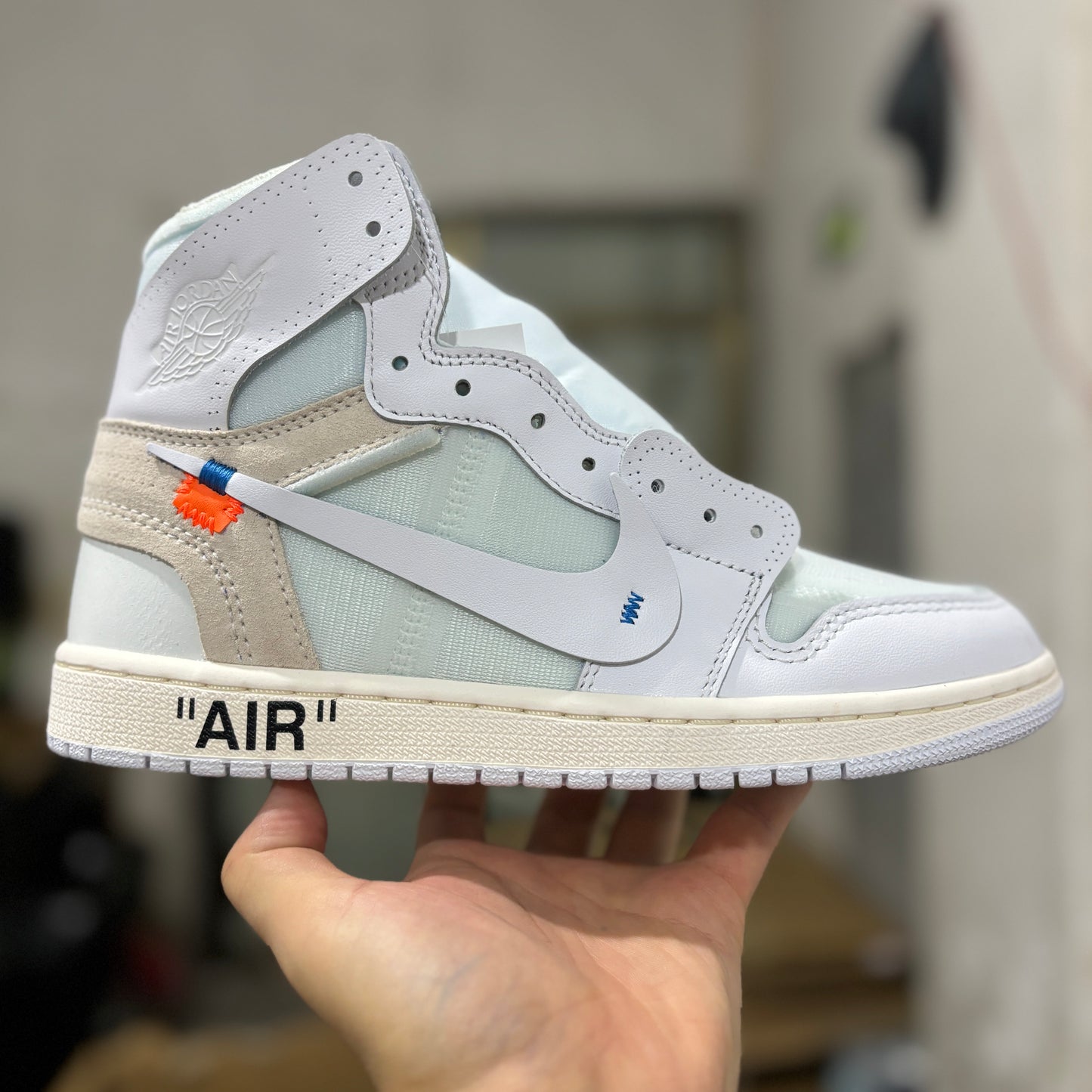 JORDAN 1