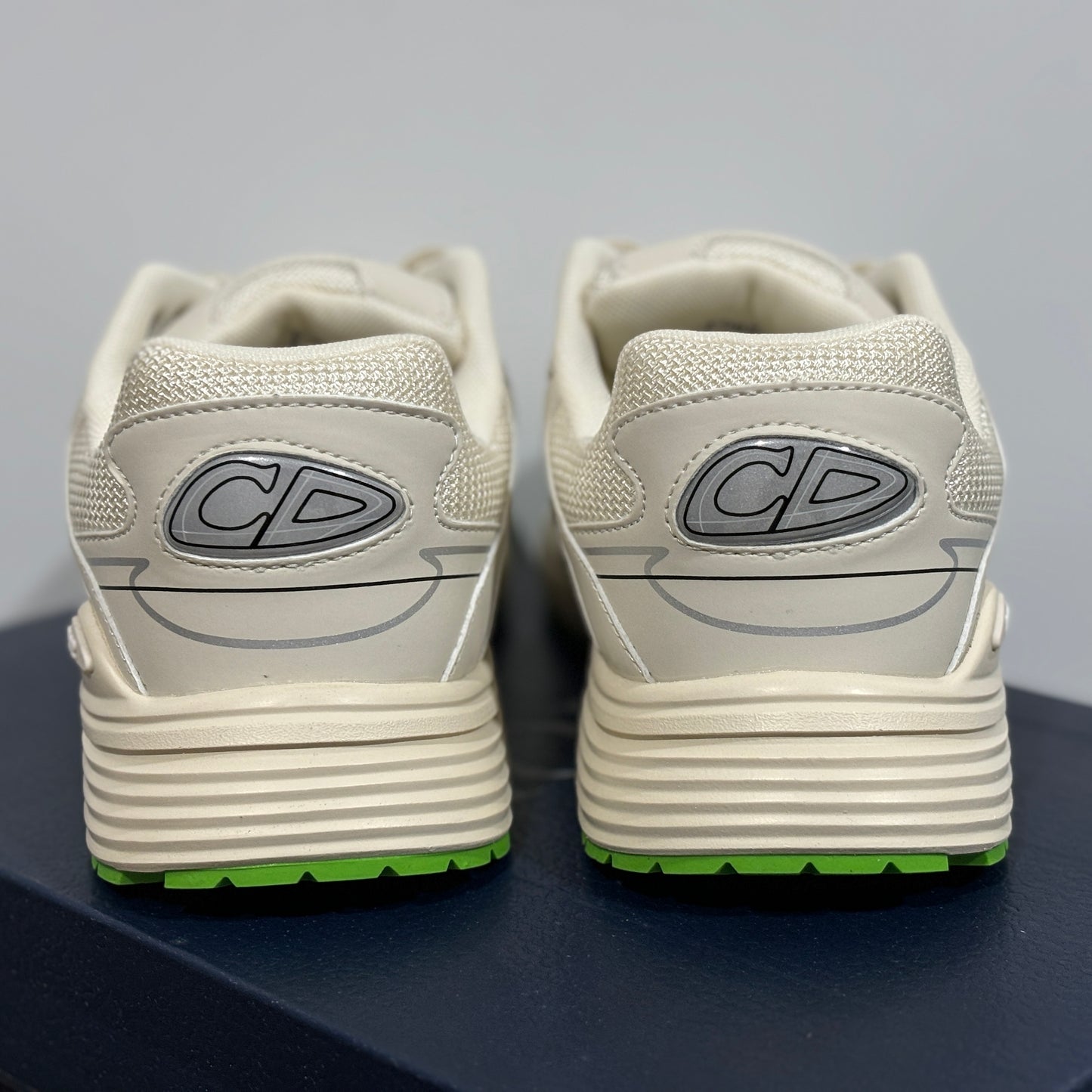 Dior B30