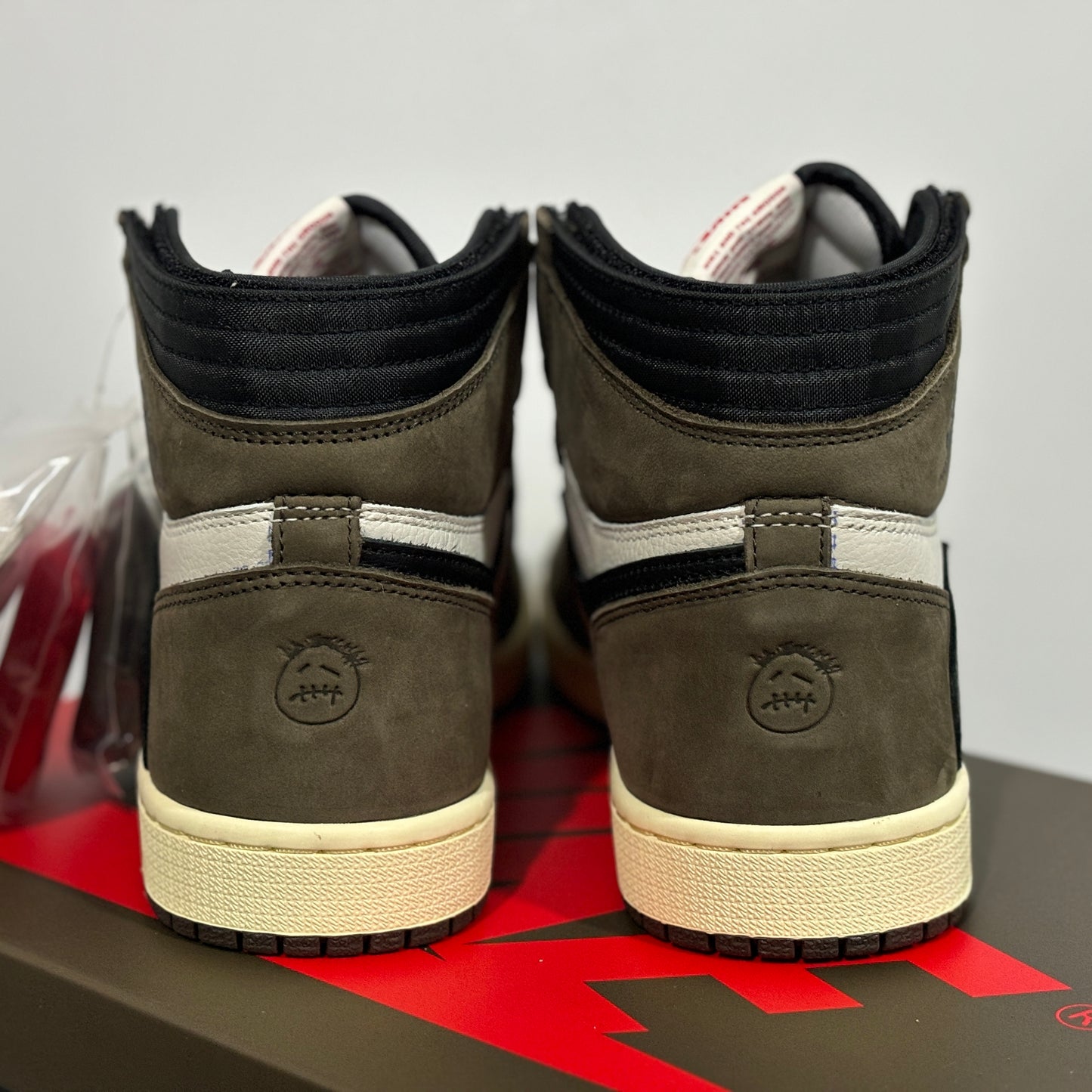 JORDAN 1