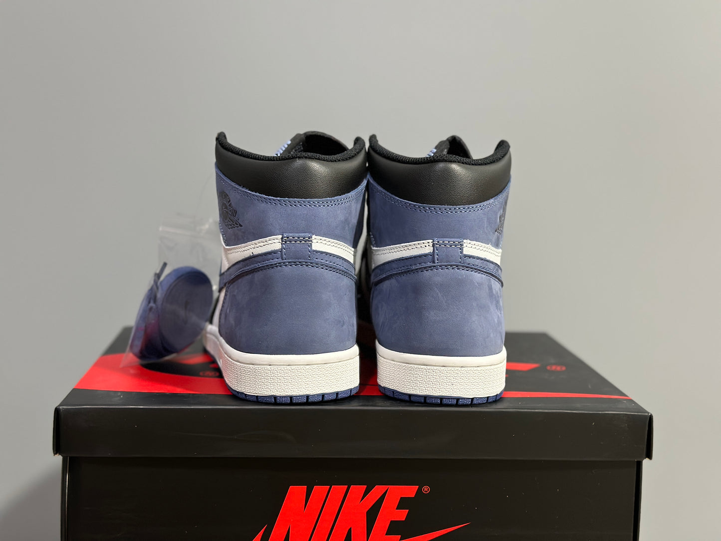 JORDAN 1
