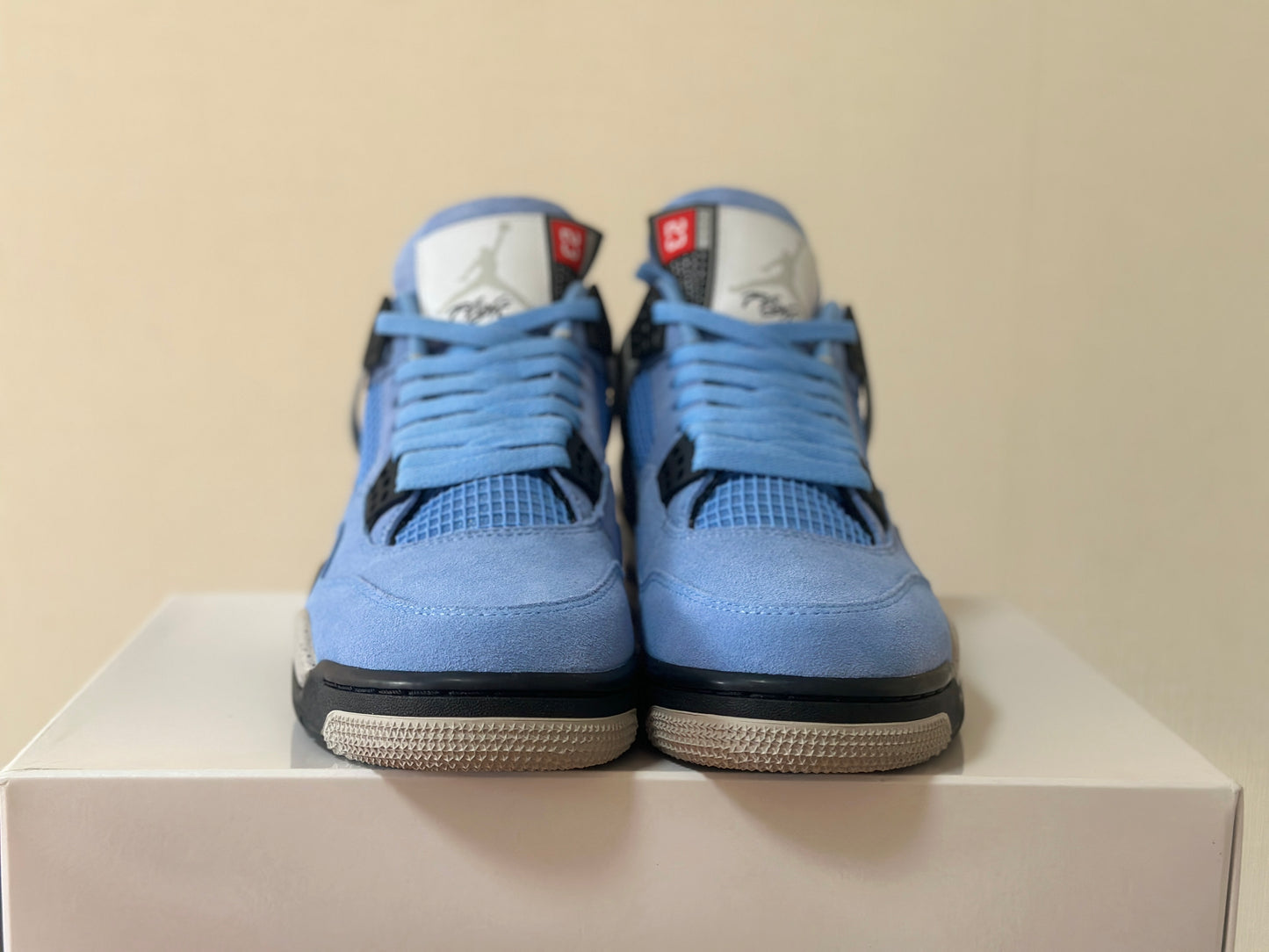 JORDAN 4