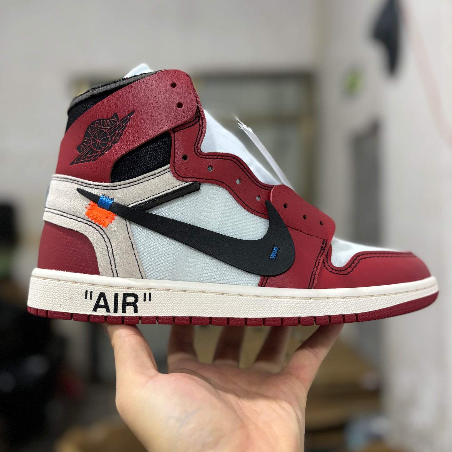 JORDAN 1