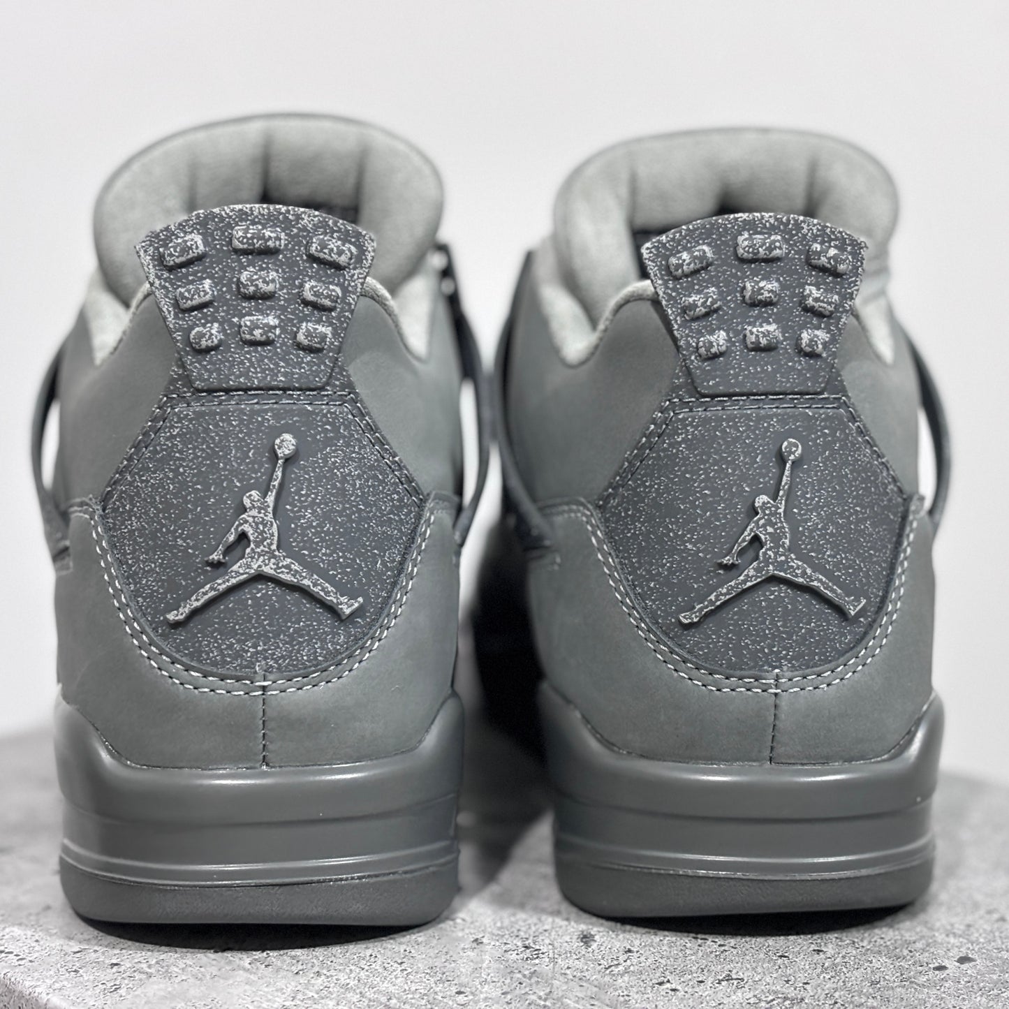 JORDAN 4