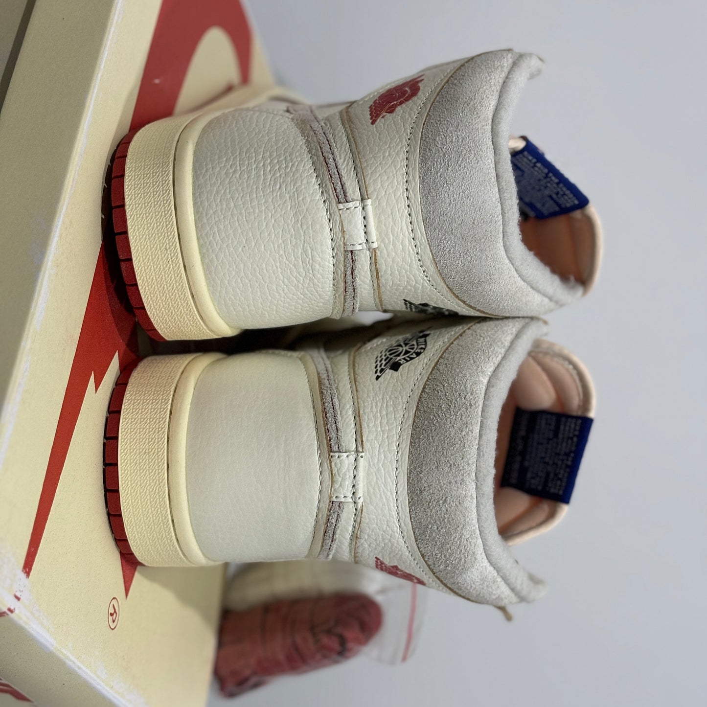 JORDAN 1